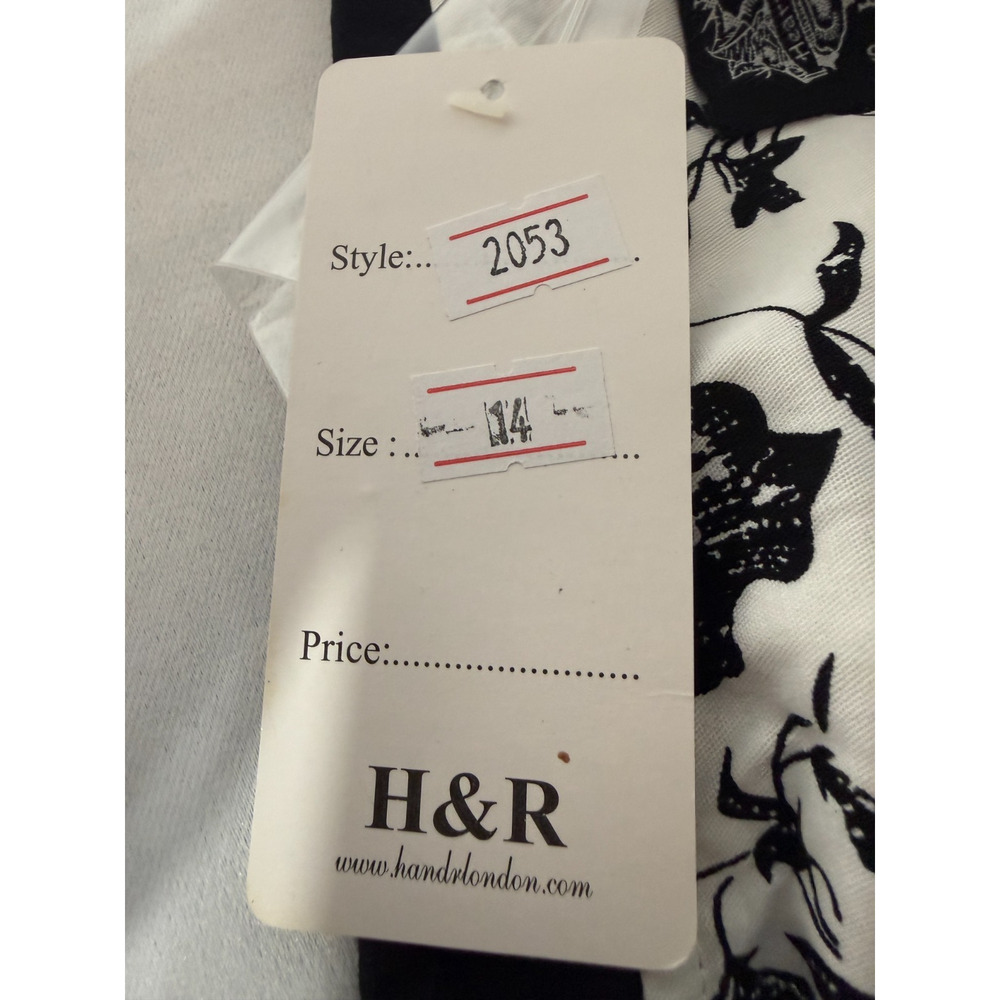 NWT H&R London Vintage Style Fit Flare Dress Sz 10 Black White Floral - Picture 11 of 14